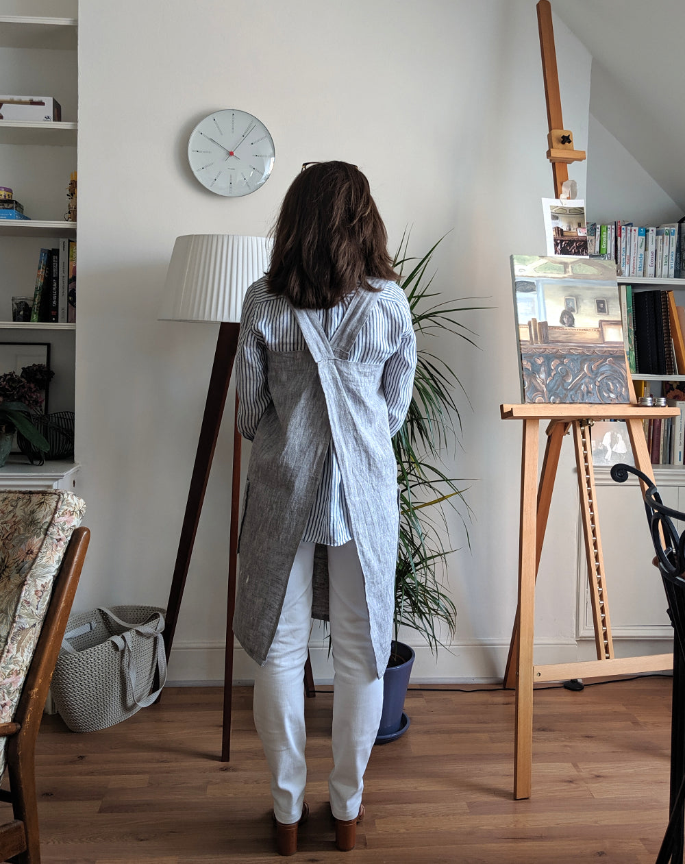 Cross-back apron pattern - DUST