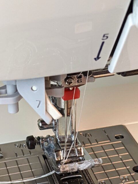 How to sew a with a Double Needle (almost any sewing machine)